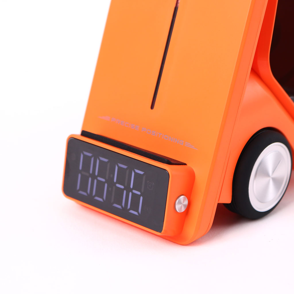 Bigsmall Charge Cruiser - 3 in 1 Wireless Charger with Clock